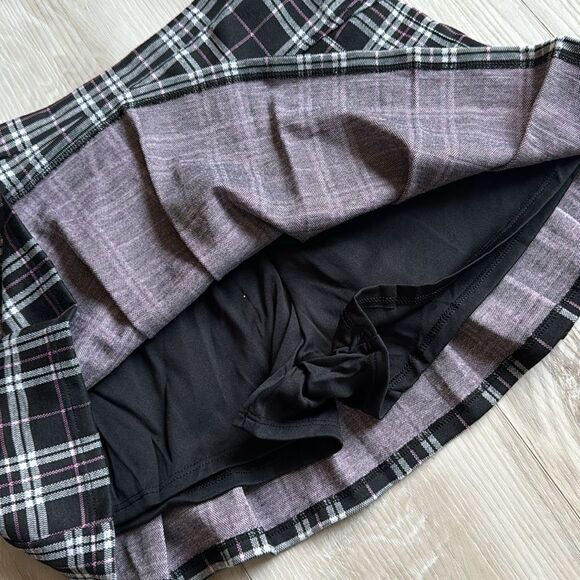 SO Plaid Pleated Skort Size Large 10/12 - Picture 3 of 4